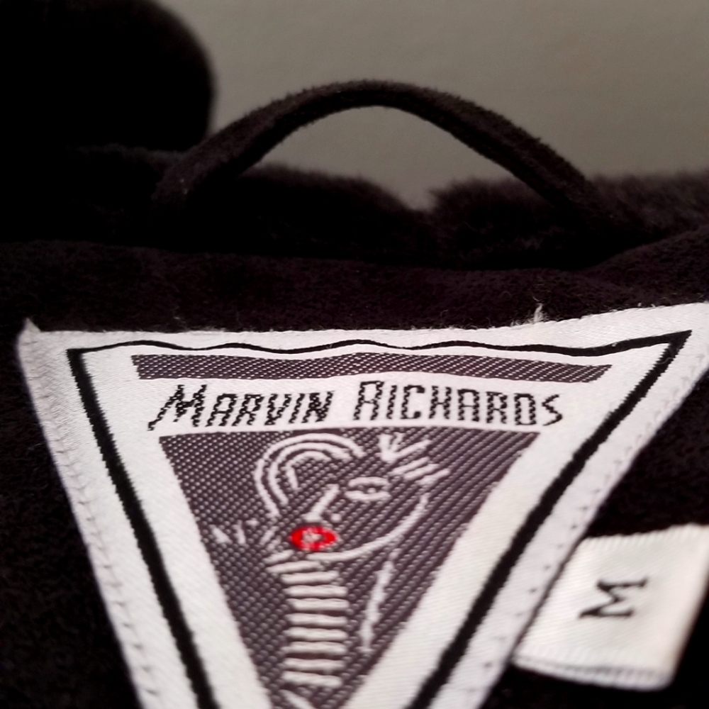 Marvin Richards Size: M black color